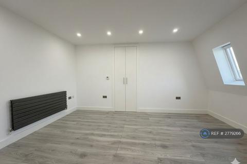 1 bedroom flat to rent, Arthur Road, London, SW19