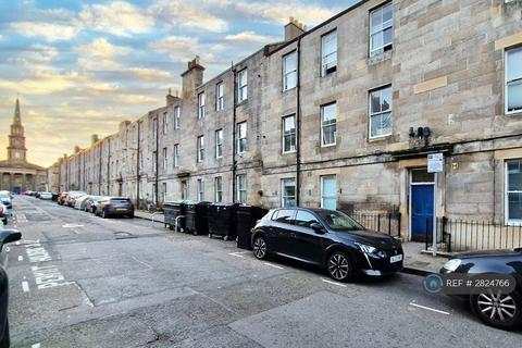 2 bedroom flat to rent, Prince Regent St, Edinburgh, EH6