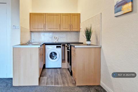 2 bedroom flat to rent, Prince Regent St, Edinburgh, EH6