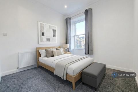 undefined, Prince Regent St, Edinburgh, EH6