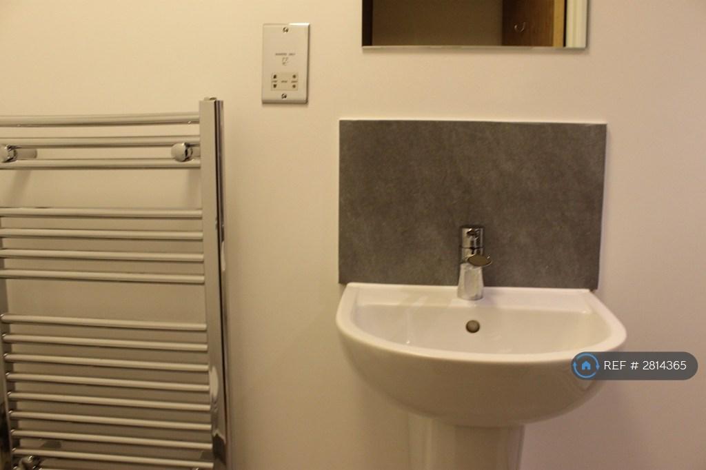 Bathroom 2