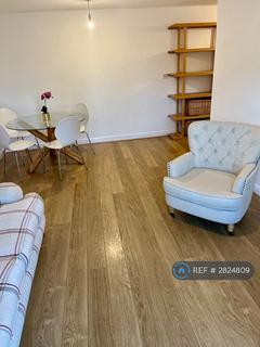 2 bedroom penthouse to rent, Knightsbridge Court, Gosforth, Newcastle Upon Tyne, NE3