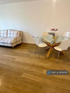 2 bedroom penthouse to rent, Knightsbridge Court, Gosforth, Newcastle Upon Tyne, NE3