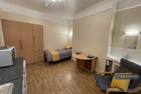 undefined, London Road, Newcastle-Under-Lyme, ST5