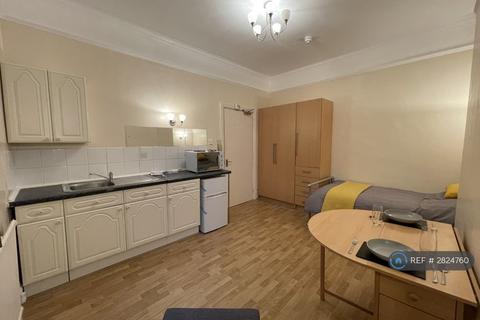 undefined, London Road, Newcastle-Under-Lyme, ST5