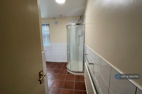 undefined, London Road, Newcastle-Under-Lyme, ST5