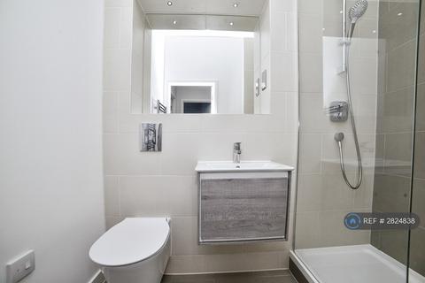 undefined, Ruislip, Middx, HA4
