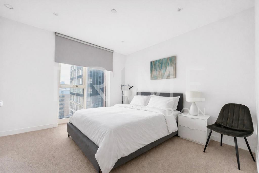 BEDROOM.jpeg