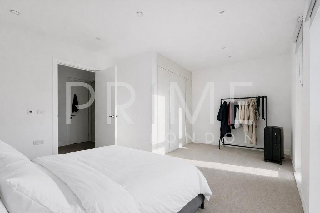 ROOM.jpeg
