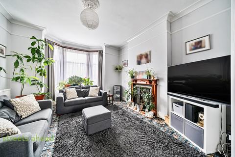 undefined, Bensham Manor Road, Thornton Heath, CR7