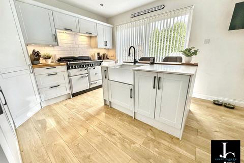 undefined, Foresters Close, Telford TF4
