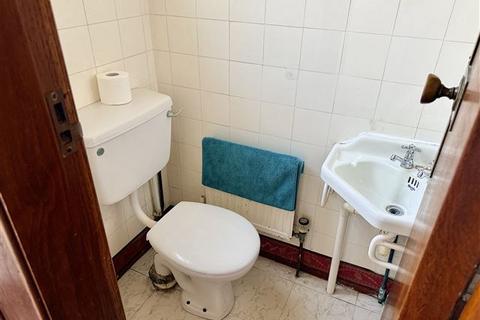 4 bedroom detached house for sale, Upper Brighton Road, Worthing, West Sussex, BN14 9HY
