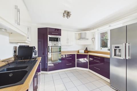 4 bedroom detached house for sale, Longboat Lane, Stourport on Severn, DY13 8AE