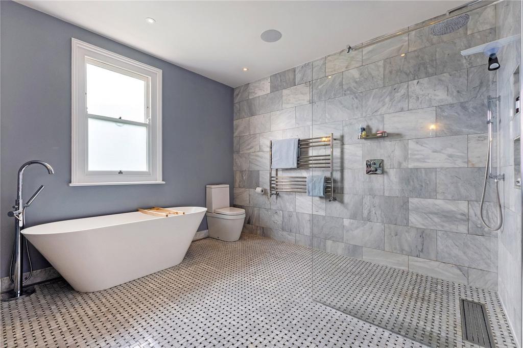Ensuite