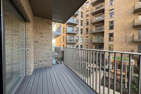 2 bedroom apartment to rent, 1 Potters Road, London SW6