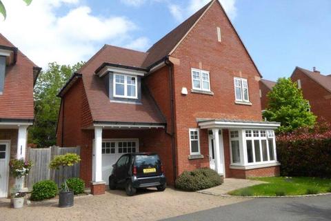 3 bedroom house to rent, Lucas Park Drive, Walton on the Hill, Tadworth, Surrey, KT20