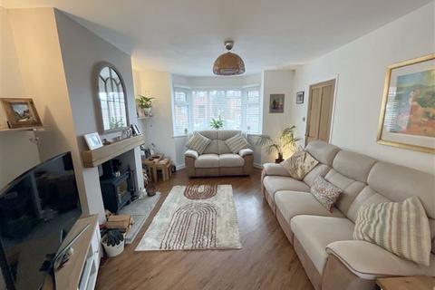 3 bedroom semi-detached house for sale, Kirkdale Crescent, Sheffield, S13 9LG