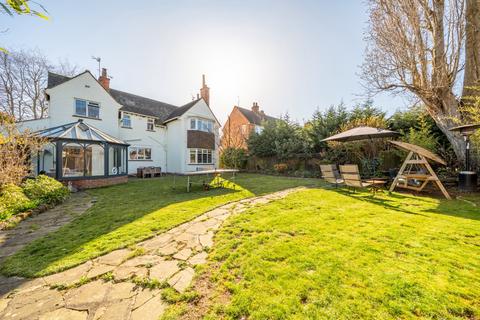 4 bedroom detached house for sale, Leicester, Leicestershire LE2