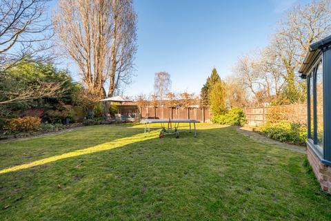 4 bedroom detached house for sale, Leicester, Leicestershire LE2