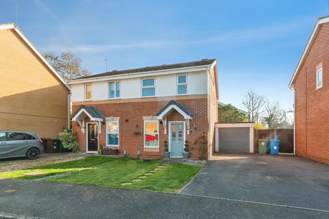 undefined, Tarn Close, Farnborough, GU14