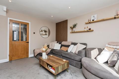 undefined, Tarn Close, Farnborough, GU14