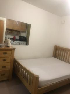Studio to rent, Brownell Place, London