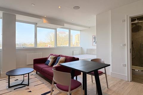 Studio to rent, Olympic Way