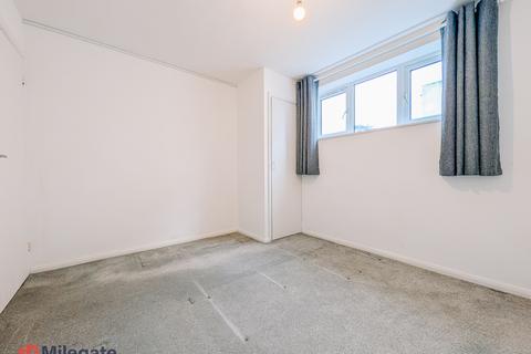 undefined, Hook Road, Surbiton KT6
