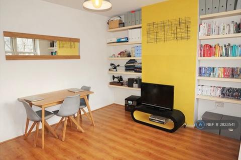 1 bedroom flat to rent, Bridlington House, London, SW11