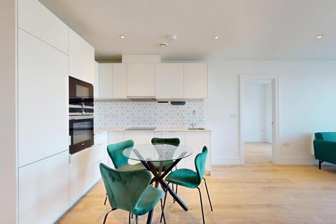 2 bedroom flat to rent, Beverley Way