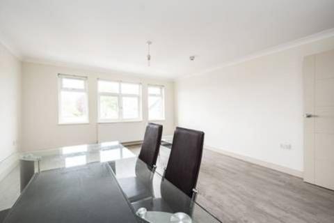 2 bedroom flat to rent, Brent Street, Hendon