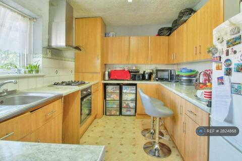 undefined, Sheringham Avenue, Romford, RM7