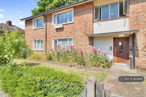 undefined, Sheringham Avenue, Romford, RM7