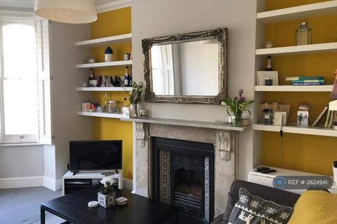 1 bedroom flat to rent, Strathblaine Rd, London, SW11