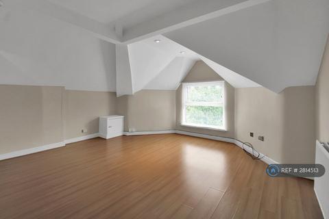 undefined, Aigburth Road, Liverpool, L17
