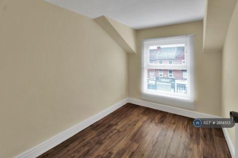 undefined, Aigburth Road, Liverpool, L17