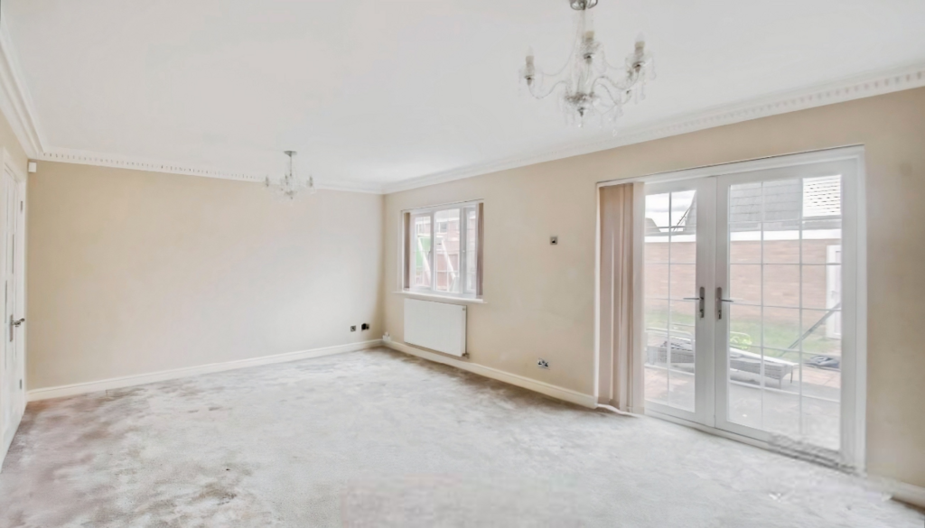 Living/Dining Room