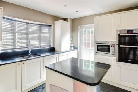 3 bedroom semi-detached house to rent, Hadcroft Grange, Stourbridge
