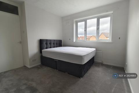 1 bedroom end of terrace house to rent, Bruce Close, Slough, SL1