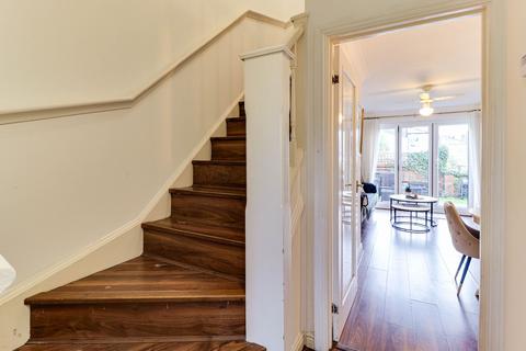 undefined, Willows Court,  Sir Cyril Black Way, London