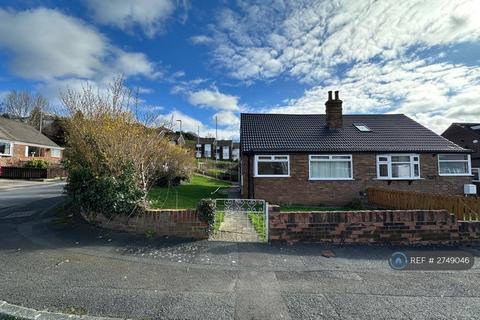 3 bedroom semi-detached house to rent, Heather Gardens, Leeds, LS13