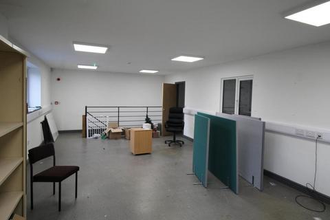 Distribution warehouse to rent, Bromyard Rd Tenbury Wells WR15 8FG