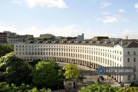 2 bedroom flat to rent, Park Crescent, London, W1B