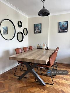 2 bedroom flat to rent, Park Crescent, London, W1B