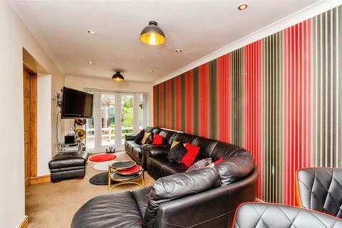 4 bedroom detached house for sale, Raven Road, Walsall, West Midlands, WS5