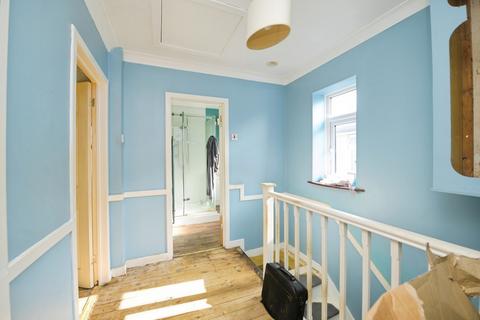 3 bedroom semi-detached house for sale, Chepstow Avenue, Hornchurch, RM12