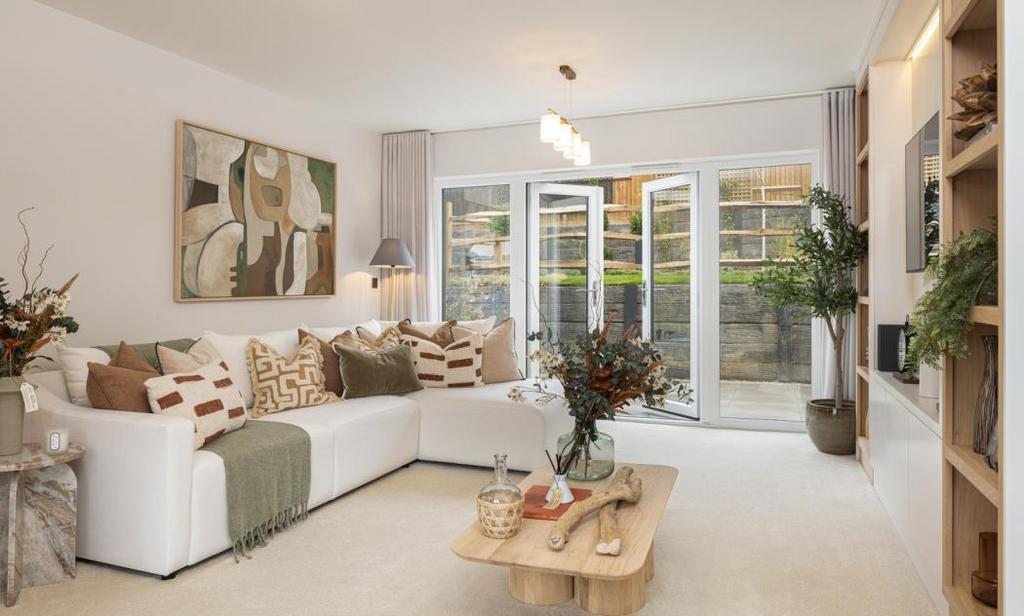 Dandara - The Russetts - The Sycamore, Home 23