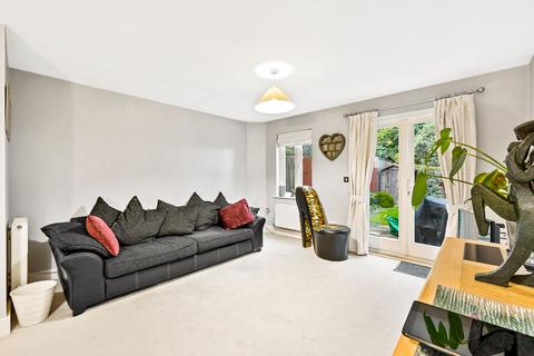 undefined, Chandos Gardens, Coulsdon CR5