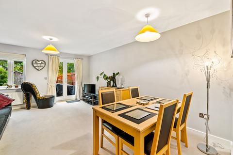 undefined, Chandos Gardens, Coulsdon CR5