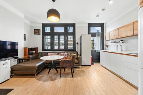 1 bedroom flat to rent, Waldemar Avenue, SW6